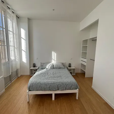 Maison De Nyaraló